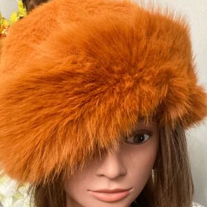 WOMENS Faux fur hat orange FALL
